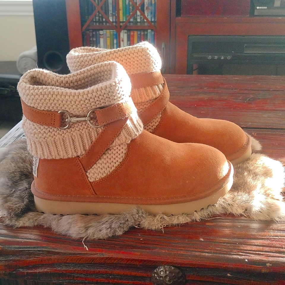 Ugg Purl Strap Boot
